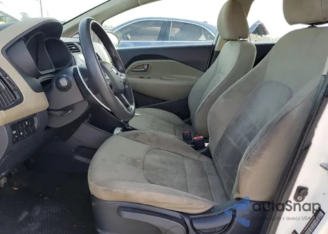 2014 Kia Rio Lx z USA, uszkodzony, nr VIN KNADM4A32E6403016